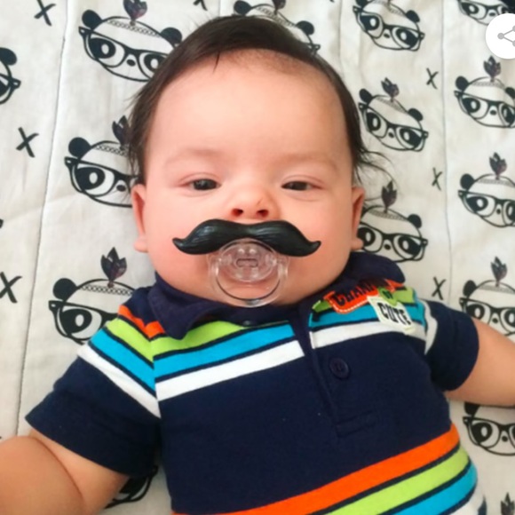 NWT 👶 FRED “CHILL, BABY” FUNNY MUSTACHE SILICONE PACIFIER SUCETTE Baby Boy 0-6+ - Picture 8 of 11